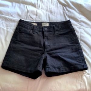 Universal Thread black jean shorts